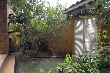 Casa à venda com 200m², 3 quartos e 2 vagasÁrea externa