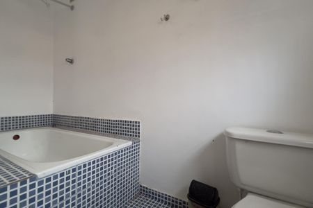 Casa à venda com 200m², 3 quartos e 2 vagasBanheiro