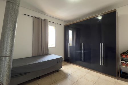 Casa à venda com 200m², 3 quartos e 2 vagasQuarto 2
