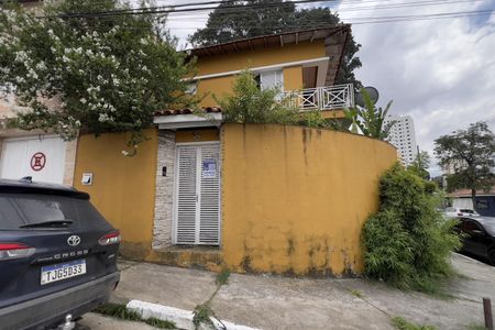 Casa à venda com 200m², 3 quartos e 2 vagasFachada
