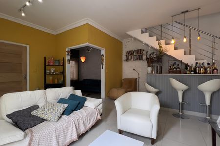 Casa à venda com 200m², 3 quartos e 2 vagasSala de Estar