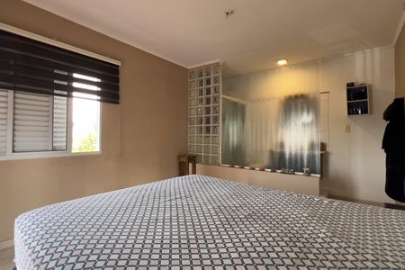 Casa à venda com 200m², 3 quartos e 2 vagasSuíte