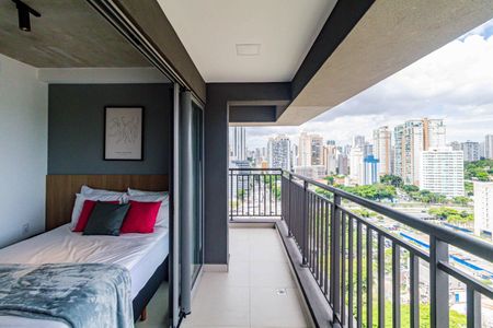 Studio para alugar com 35m², 1 quarto e sem vaga Studio para alugar com 35m², 1 quarto e sem vagaVaranda