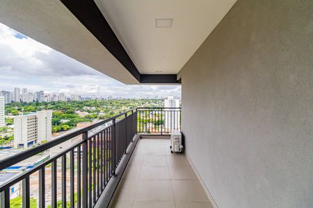 Studio para alugar com 35m², 1 quarto e sem vaga Studio para alugar com 35m², 1 quarto e sem vagaVaranda