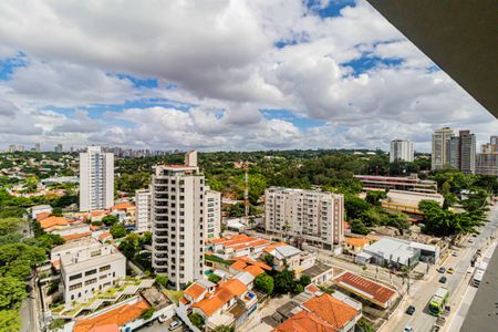 Studio para alugar com 35m², 1 quarto e sem vaga Studio para alugar com 35m², 1 quarto e sem vagaVaranda