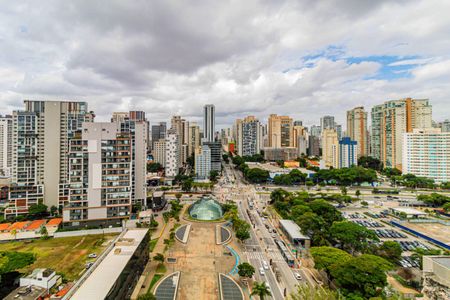 Studio para alugar com 35m², 1 quarto e sem vaga Studio para alugar com 35m², 1 quarto e sem vagaVaranda