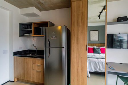Studio para alugar com 35m², 1 quarto e sem vaga Studio para alugar com 35m², 1 quarto e sem vagaCozinha