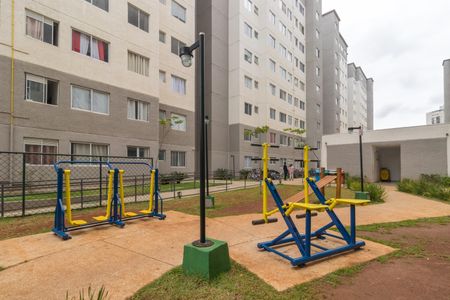 Apartamento para alugar com 41m², 2 quartos e sem vaga Apartamento para alugar com 41m², 2 quartos e sem vagaÁrea comum - Playground