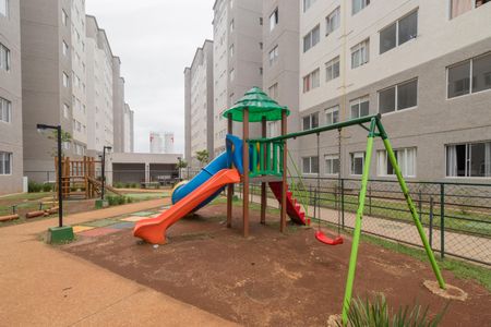 Apartamento para alugar com 41m², 2 quartos e sem vaga Apartamento para alugar com 41m², 2 quartos e sem vagaÁrea comum - Playground