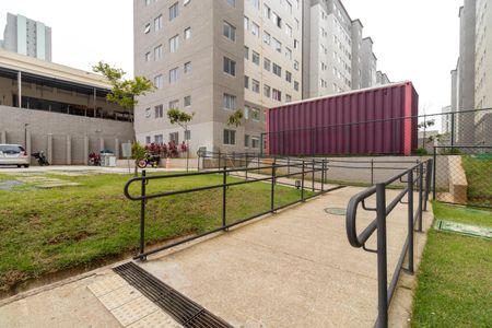 Apartamento para alugar com 41m², 2 quartos e sem vaga Apartamento para alugar com 41m², 2 quartos e sem vagaÁrea comum - Rampa de acesso