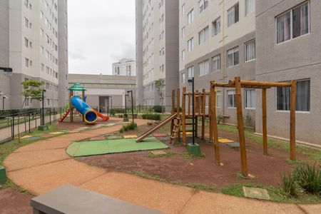 Apartamento para alugar com 41m², 2 quartos e sem vaga Apartamento para alugar com 41m², 2 quartos e sem vagaÁrea comum - Playground