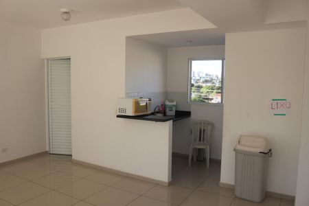 Apartamento para alugar com 70m², 2 quartos e 1 vagaÁrea comum - Salão de festas
