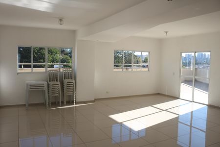Apartamento para alugar com 70m², 2 quartos e 1 vagaÁrea comum - Salão de festas