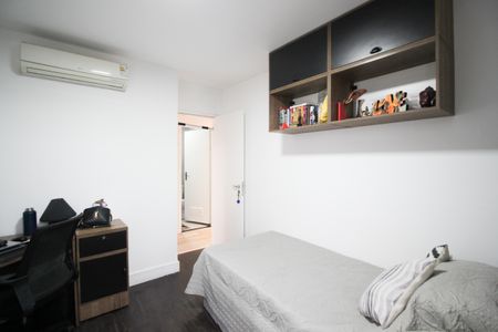 Apartamento à venda com 140m², 3 quartos e 1 vagaQuarto 