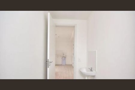 Banheiro de apartamento à venda com 2 quartos, 32m² em Vila Plana, São Paulo