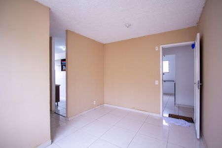 Sala de apartamento para alugar com 2 quartos, 43m² em Nova Cidade, São Gonçalo