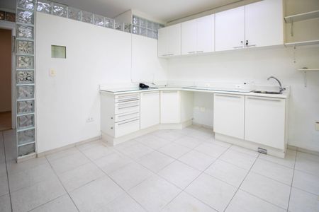 Sala 1 de casa para alugar com 1 quarto, 30m² em Vila Suzana, São Paulo