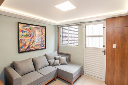 Casa à venda com 140m², 4 quartos e 2 vagasCasa 2 - Sala