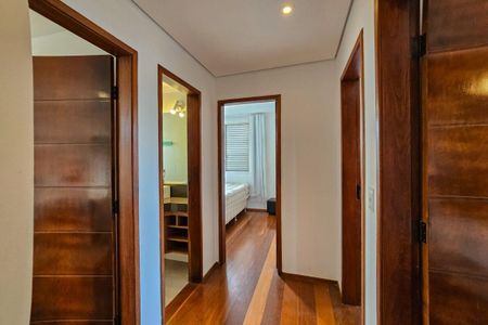 Apartamento para alugar com 4 quartos, 120m² em Serra, Belo Horizonte