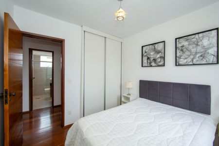 Apartamento para alugar com 120m², 4 quartos e 2 vagasQUARTO2