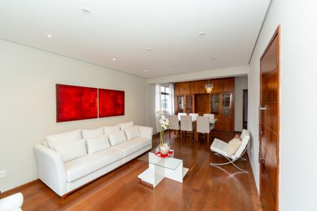 SALA de apartamento para alugar com 4 quartos, 120m² em Serra, Belo Horizonte