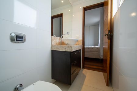 Apartamento para alugar com 120m², 4 quartos e 2 vagasBANHEIRO1