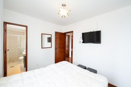 Apartamento para alugar com 120m², 4 quartos e 2 vagasQUARTO3