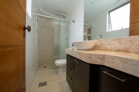 Apartamento para alugar com 120m², 4 quartos e 2 vagasBANHEIRO1