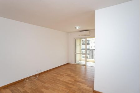 Apartamento à venda com 71m², 2 quartos e 1 vagaSala