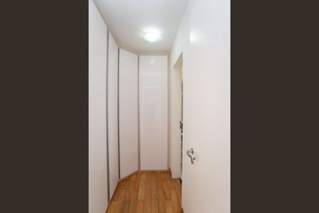 Apartamento à venda com 71m², 2 quartos e 1 vagaCloset Quarto 1 Suíte