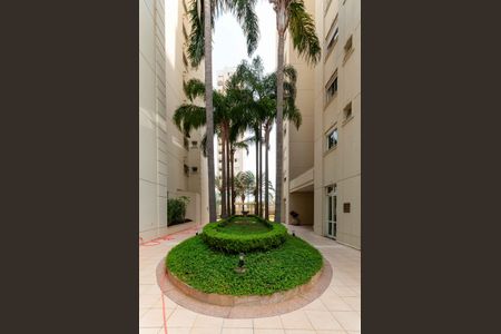 Apartamento à venda com 71m², 2 quartos e 1 vagaÁrea Comum