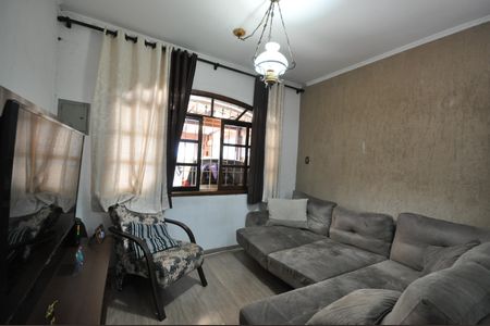 Casa à venda com 115m², 3 quartos e 1 vagaSala