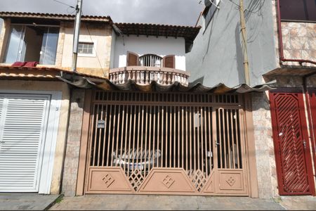 Casa à venda com 115m², 3 quartos e 1 vagaFachada