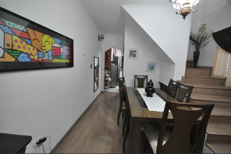 Casa à venda com 115m², 3 quartos e 1 vagaSala