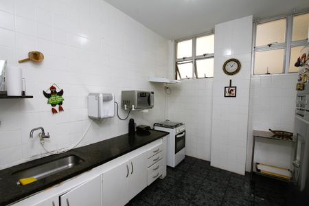 Apartamento para alugar com 135m², 3 quartos e sem vagaCozinha