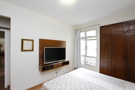 Apartamento para alugar com 135m², 3 quartos e sem vagaQuarto 3 - Suíte