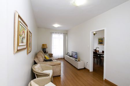 Apartamento para alugar com 135m², 3 quartos e sem vagaSala