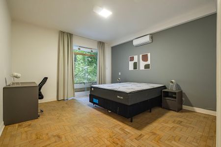 Quarto 1 de apartamento para alugar com 2 quartos, 130m² em Cerqueira César, São Paulo