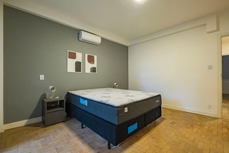 Quarto 1 de apartamento para alugar com 2 quartos, 130m² em Cerqueira César, São Paulo