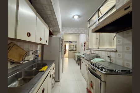 Apartamento para alugar com 148m², 3 quartos e sem vagaCozinha