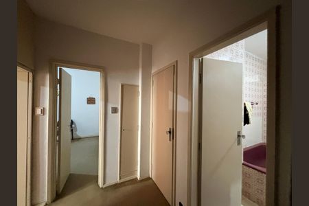 Apartamento para alugar com 148m², 3 quartos e sem vagaCorredor