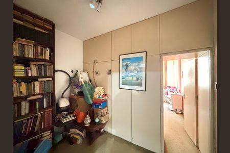 Apartamento para alugar com 148m², 3 quartos e sem vagaCorredor