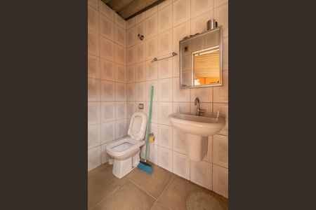 Casa para alugar com 250m², 2 quartos e 2 vagasBanheiro Externo