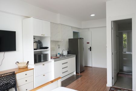 Cozinha de kitnet/studio para alugar com 1 quarto, 29m² em Belenzinho, São Paulo