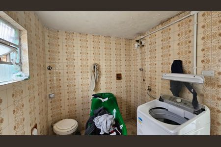 Casa à venda com 330m², 3 quartos e 5 vagasÁrea de serviço 