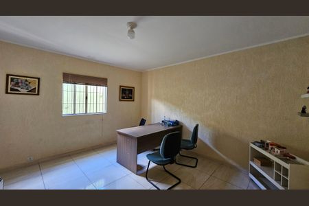 Casa à venda com 330m², 3 quartos e 5 vagasSuite 2