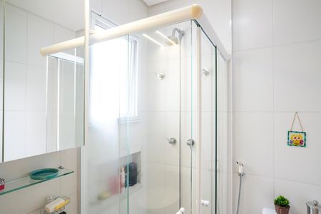 Apartamento à venda com 97m², 3 quartos e 2 vagasBanheiro da suíte 