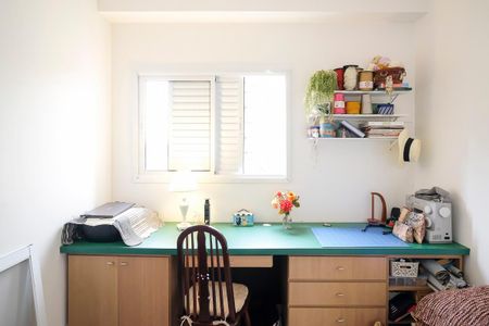 Apartamento à venda com 97m², 3 quartos e 2 vagasQuarto 2