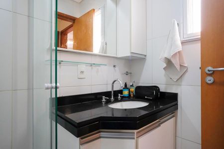 Apartamento à venda com 97m², 3 quartos e 2 vagasBanheiro 