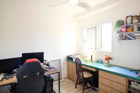 Apartamento à venda com 97m², 3 quartos e 2 vagasQuarto 2